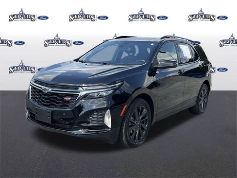 Used 2022 Chevrolet Equinox RS w/ RS Leather Package image 3
