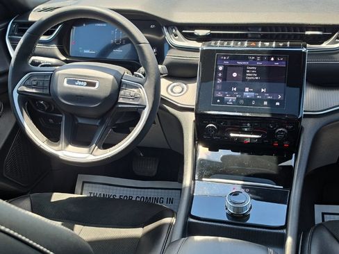 Certified 2023 Jeep Grand Cherokee L Altitude AWD/4WD image 25