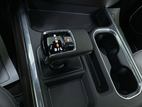 Used 2025 Chevrolet Silverado 1500 LT w/ Safety Package image 25