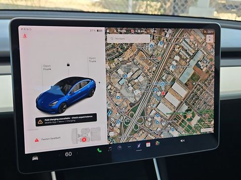 Used 2020 Tesla Model 3 Standard Range image 13