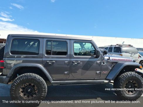 Used 2021 Jeep Wrangler Unlimited Rubicon AWD/4WD image 4