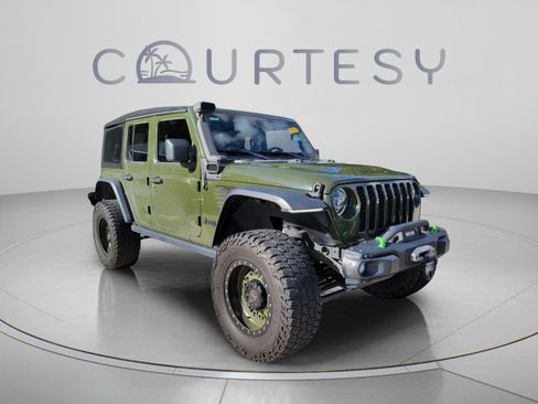 Used 2021 Jeep Wrangler Unlimited Sport AWD/4WD image 4