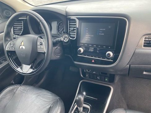 Used 2020 Mitsubishi Outlander SEL image 28