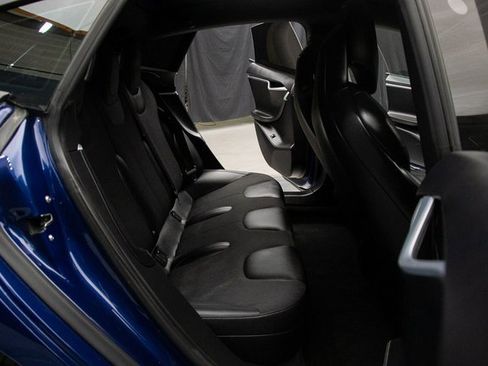 Used 2017 Tesla Model S 75 image 19