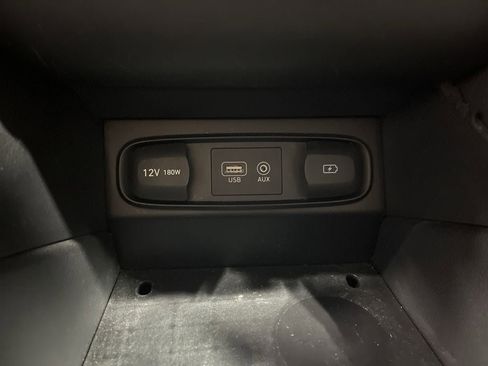 Used 2019 Hyundai Santa Fe SE AWD/4WD image 29