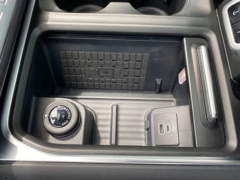 Certified 2025 Ford Expedition Tremor AWD/4WD image 71