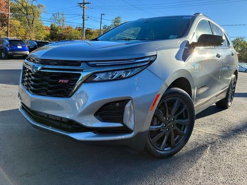 Used 2023 Chevrolet Equinox RS image 43