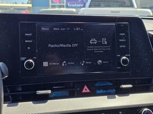 Used 2023 Kia Sportage LX FWD image 30
