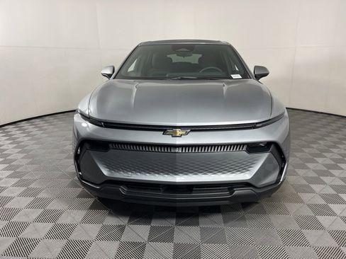 New 2026 Chevrolet Equinox EV LT image 16