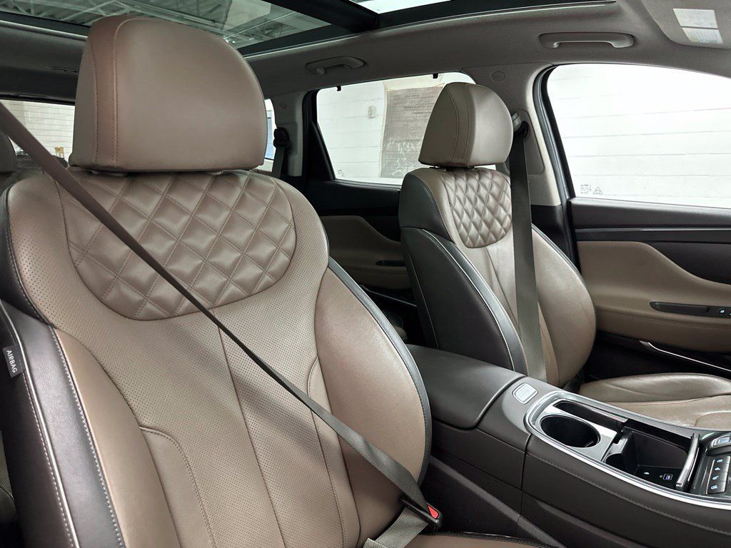 Used 2022 Hyundai Santa Fe Limited AWD/4WD image 27