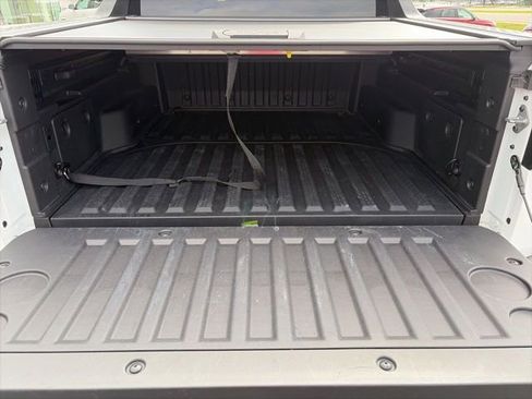 Used 2025 Hyundai Santa Cruz Limited image 25