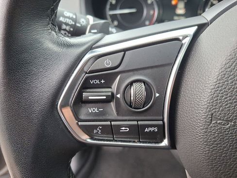 Used 2023 Acura RDX SH-AWD image 17