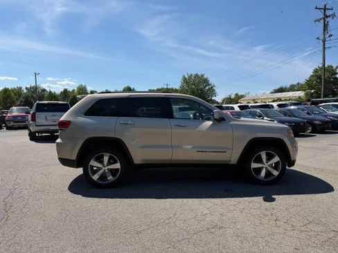 Used 2014 Jeep Grand Cherokee Limited AWD/4WD image 6