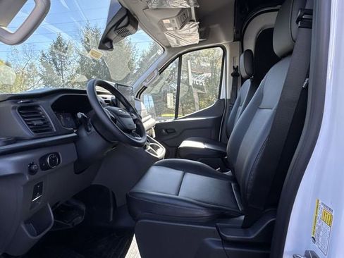 New 2026 Ford Transit 250 148 Medium Roof w/ Load Area Protection Package image 11