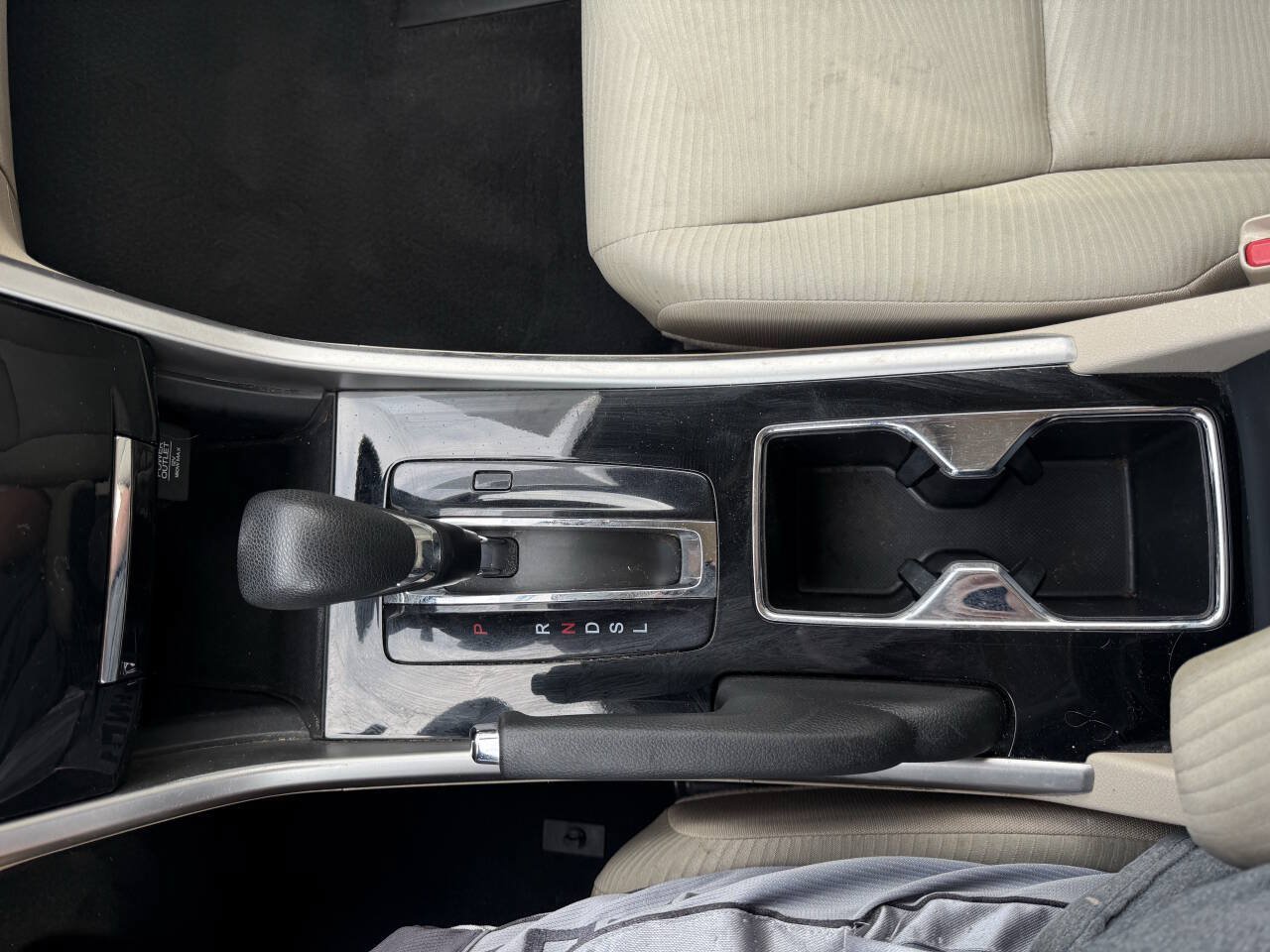 Used 2016 Honda Accord LX image 30