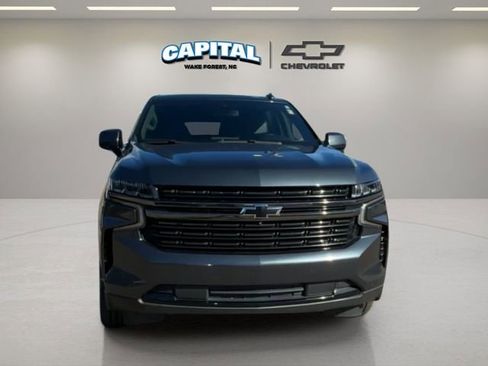 Used 2021 Chevrolet Suburban RST w/ Luxury Package image 8