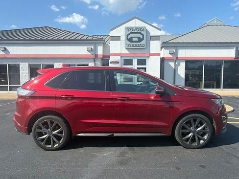 Used 2018 Ford Edge Sport w/ Equipment Group 401A AWD/4WD image 7