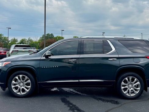 Used 2019 Chevrolet Traverse Premier w/ Driver Confidence II Package FWD image 4