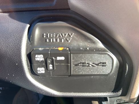 Used 2022 RAM 2500 Laramie image 27