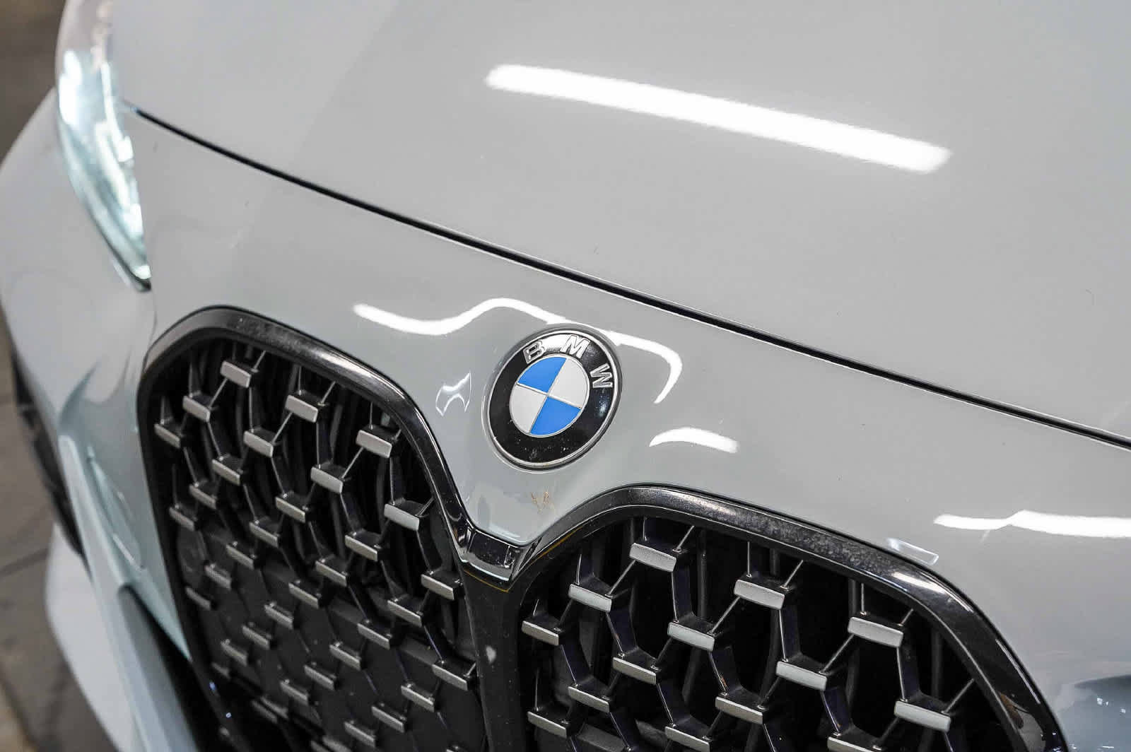 Used 2022 BMW 430i Coupe w/ M Sport Package RWD image 8