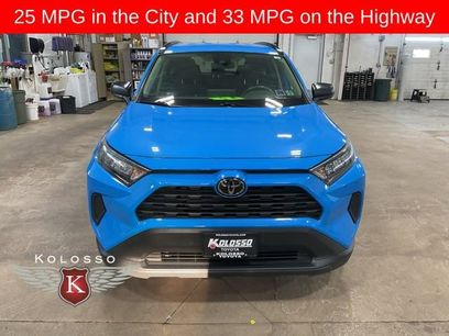 Used 2019 Toyota RAV4 LE w/ All Weather Liner Package