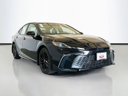 New 2026 Toyota Camry SE w/ Convenience Package
