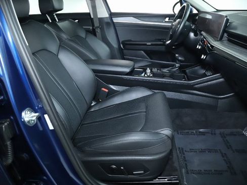 Used 2025 Kia K5 EX image 37