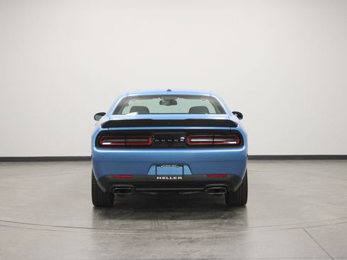 Used 2023 Dodge Challenger R/T RWD image 7