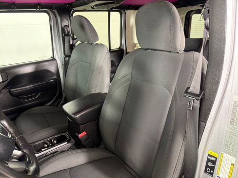 Used 2020 Jeep Wrangler Unlimited Sport S image 12