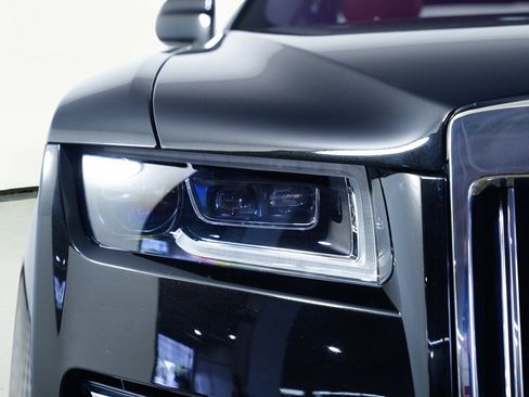 Used 2022 Rolls-Royce Ghost image 37
