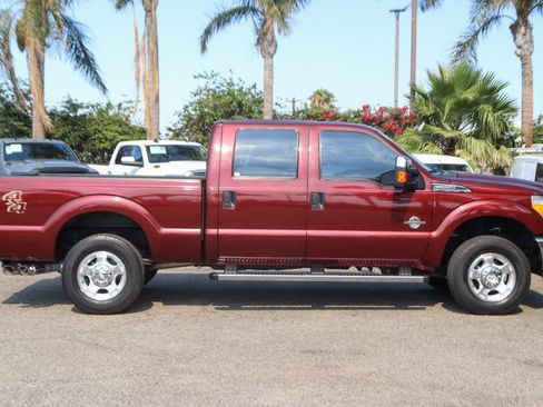 Used 2011 Ford F250 XLT w/ XLT Premium Pkg AWD/4WD image 10