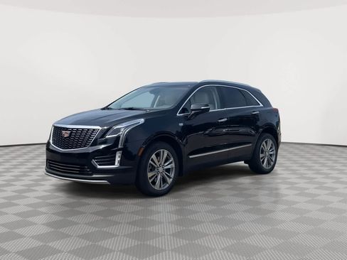 Certified 2023 Cadillac XT5 Premium Luxury w/ LPO, Floor Liner Package AWD/4WD image 4