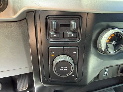 Used 2022 Ford F150 XL w/ Equipment Group 101A High AWD/4WD image 10