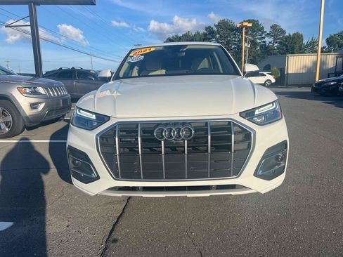 Used 2021 Audi Q5 2.0T Premium Plus w/ Premium Plus Package AWD/4WD image 2