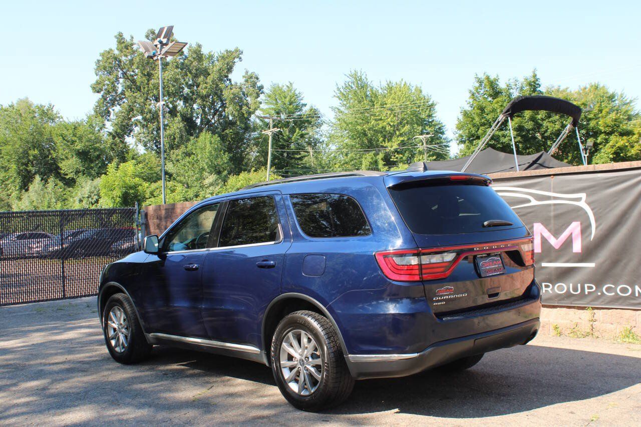 Used 2017 Dodge Durango SXT w/ Quick Order Package 23B AWD/4WD image 3