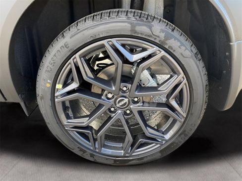 New 2026 Nissan Kicks SR w/ Cold Weather Package image 19