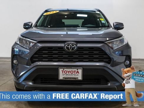 Used 2021 Toyota RAV4 XLE FWD image 2