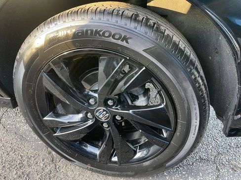 Used 2024 Buick Encore GX Sport Touring image 25