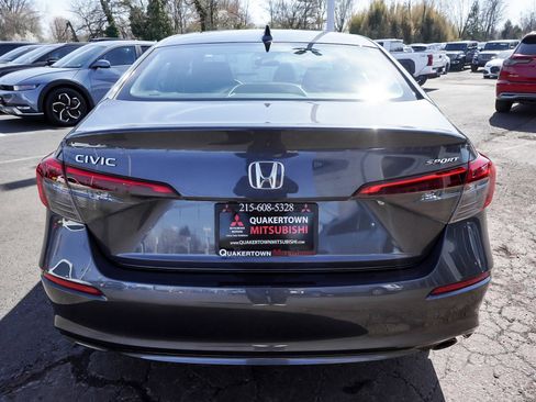 Used 2023 Honda Civic Sport image 5