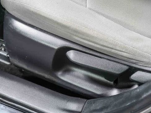 Used 2021 Toyota Corolla LE image 22