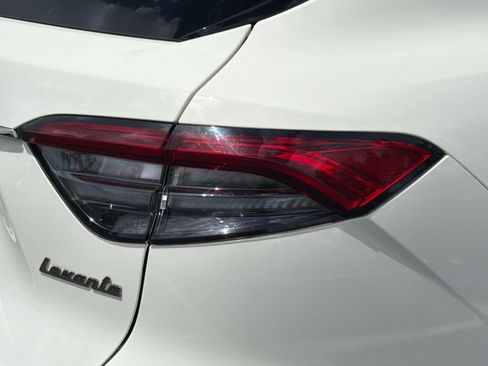 Used 2024 Maserati Levante Modena Ultima AWD/4WD image 17
