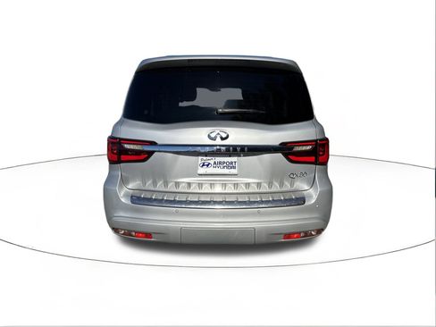 Used 2019 INFINITI QX80 Luxe w/ Cargo Package image 4