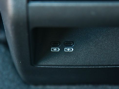 Used 2024 Honda Prologue EX image 40