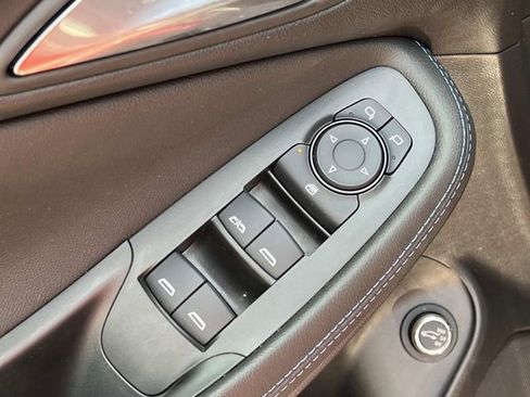 Used 2026 Buick Encore GX Sport Touring w/ Advanced Technology Package FWD image 17