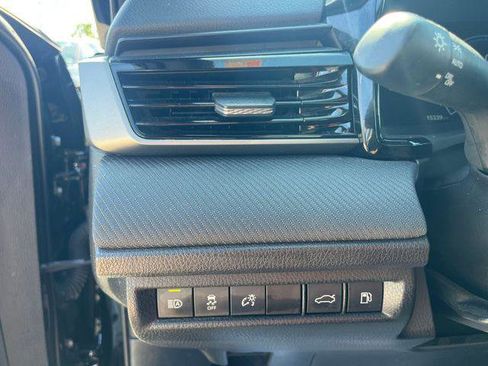 Certified 2025 Toyota Camry SE FWD image 15