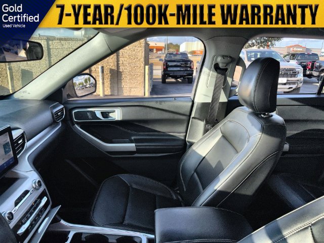 Used 2023 Ford Explorer XLT w/ Equipment Group 202A RWD image 14