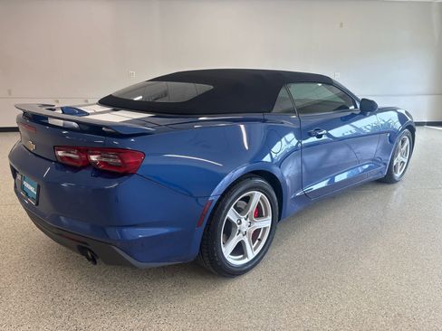 Used 2019 Chevrolet Camaro LT w/ Technology Package RWD image 5