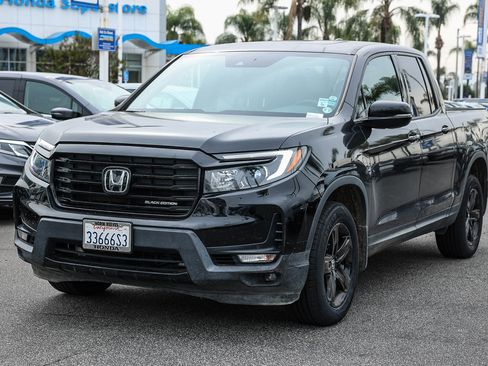 Certified 2023 Honda Ridgeline Black Edition image 3