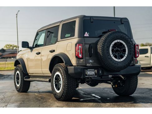 New 2026 Ford Bronco Outer Banks AWD/4WD image 3