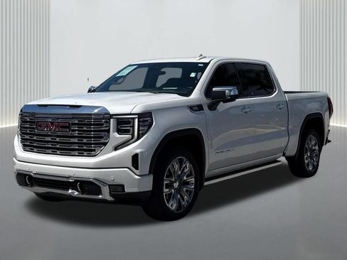 Used 2023 GMC Sierra 1500 Denali w/ Denali Reserve Package AWD/4WD image 1